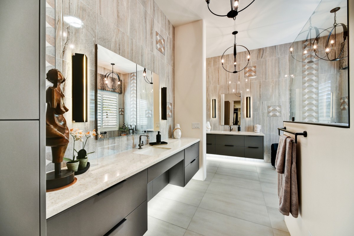 After - Luxury Aging well Bathroom